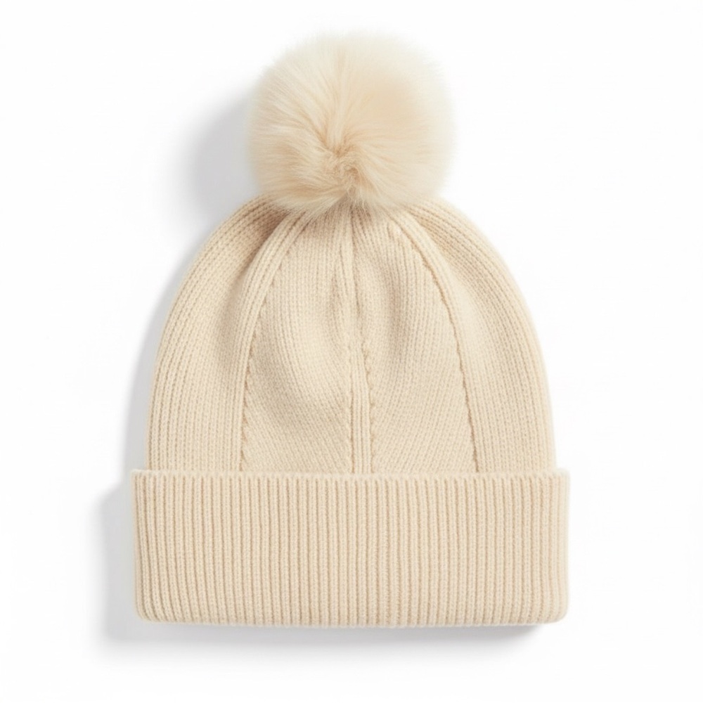 NWT On 34th Women’s Multi Stitch Knit Faux Fur Pom‎ Pom Beanie Classic Warm